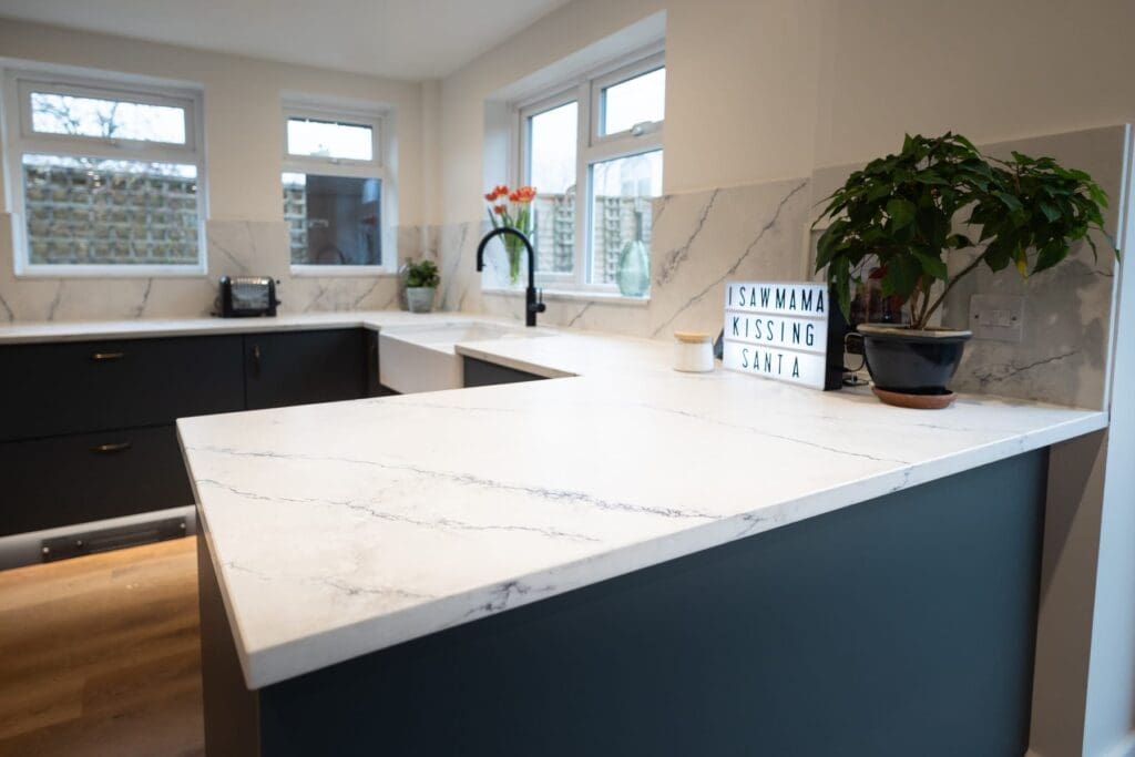 Luxury kitchen Newbury by Masterclass