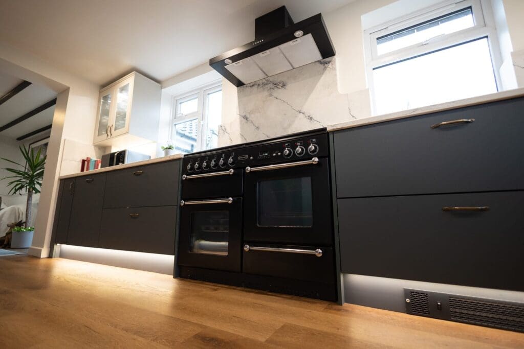 Luxury kitchen Newbury by Masterclass