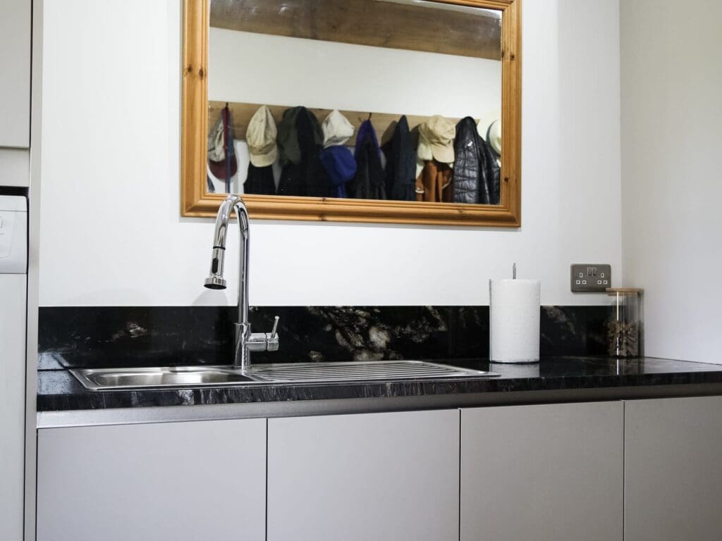 Handleless kitchen project - Royal Wootton Bassett
